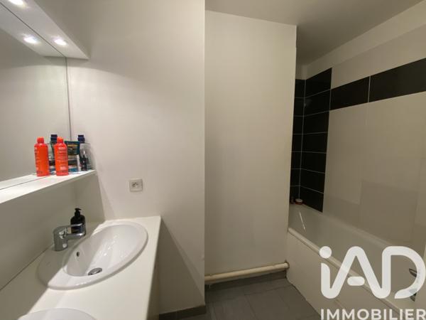 Appartement à vendre 3 pièces 55 m² Fargues-Saint-Hilaire