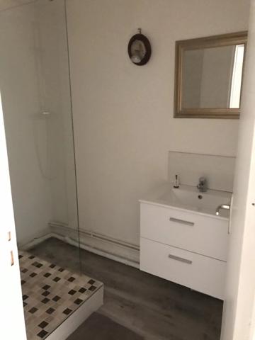 Location                                                      Appartement
                        
                     2 pièces                      53 m2                     à Saint-Quentin