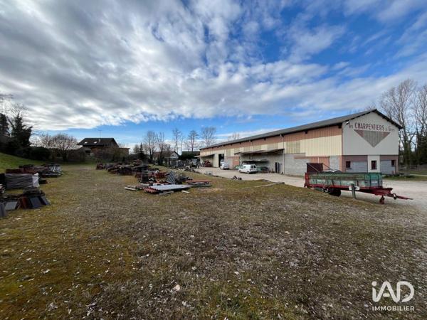 Local d’activité à vendre 960 m² Saint-Béron