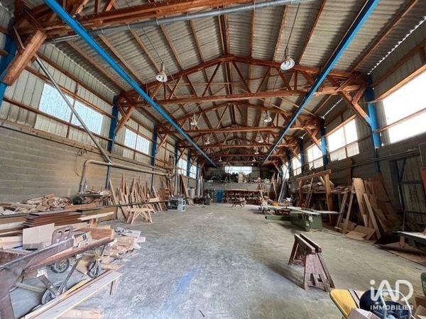 Local d’activité à vendre 960 m² Saint-Béron