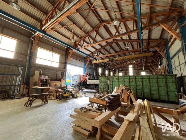 Local d’activité à vendre 960 m² Saint-Béron