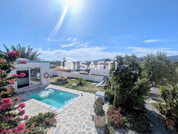 Belle villa récente construite en hauteur avec une vue imprenable sur le rocher de Roquebrune, piscine, possible agrandissement et création d'un garage