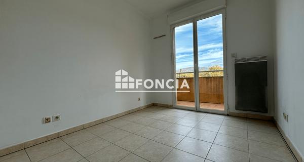 Location Appartement 2 pièces 34.2 m² - La Croix-valmer 83420