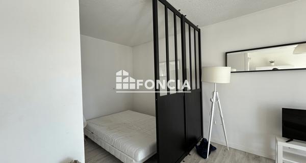Location Studio meublé 30 m² - Mâcon 71000
