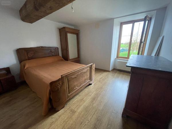 Propriete à vendre à Lassay-les-Châteaux en Mayenne (53110), ref : 572
