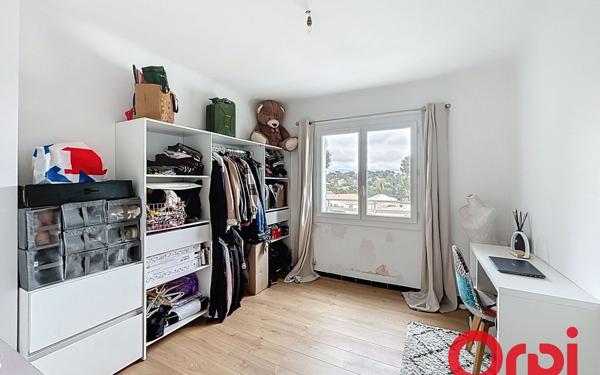 Appartement à vendre    3 pièces • 58,17 m2 La Seyne-sur-Mer