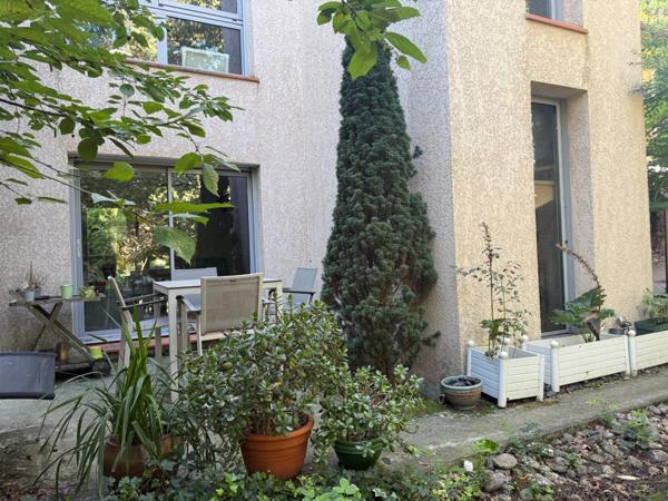 Bien de 186 m² – 4 chambres, 3 salles d’eau, jardin et garage, à 500 m du centre-ville de Léguevin