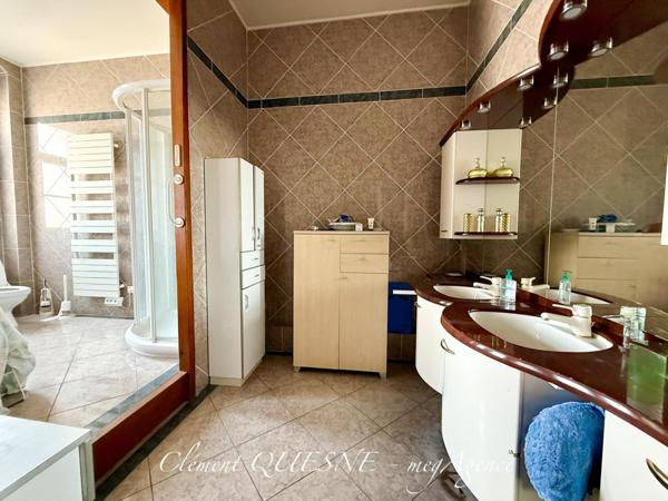 Appartement à DIEPPE, 76200 - 5 pièces 146m²