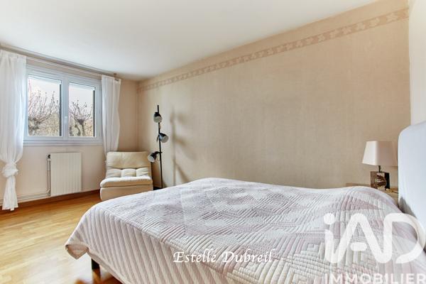 Appartement à vendre 4 pièces 91 m² Montigny-le-Bretonneux