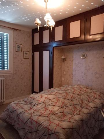 Maison à vendre à Allanche dans le Cantal (15160), ref : 2083   
18 rue du 19 mars 1962