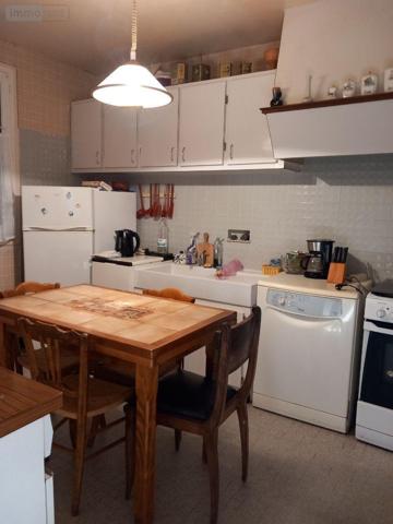 Maison à vendre à Allanche dans le Cantal (15160), ref : 2083   
18 rue du 19 mars 1962