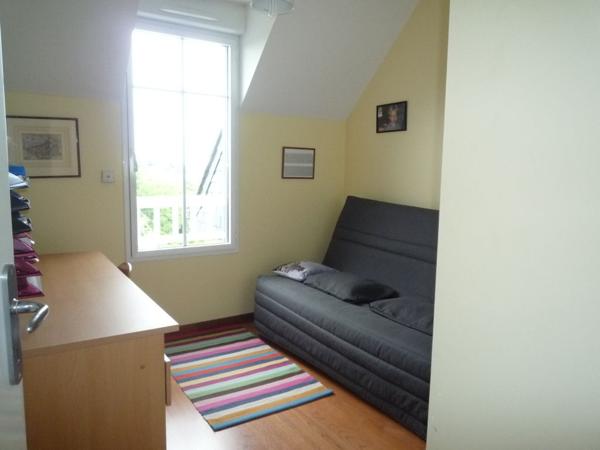 SAINT MALO A LOUER APPARTEMENT T4  MEUBLE  EN DUPLEX TERRASSE PLACE DE PARKING