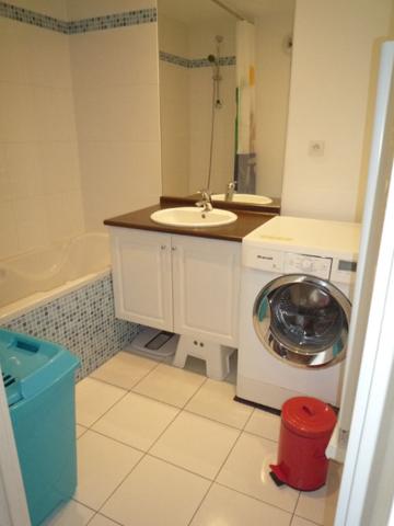 SAINT MALO A LOUER APPARTEMENT T4  MEUBLE  EN DUPLEX TERRASSE PLACE DE PARKING