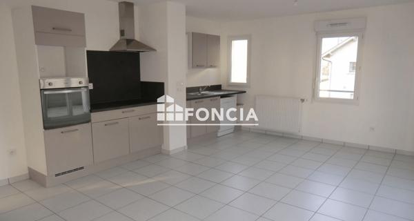 Location Appartement 4 pièces 74.58 m² - Coublevie 38500