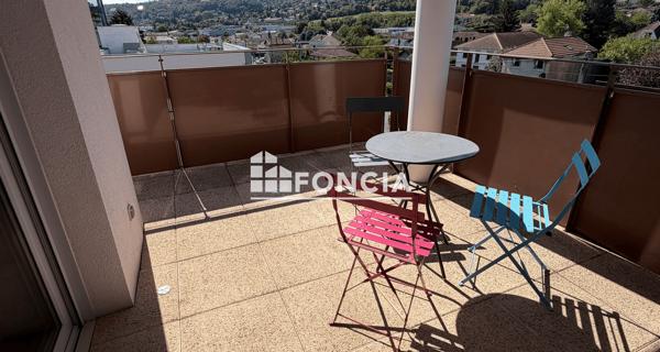 Location Appartement 4 pièces 84.08 m² - Bourgoin-jallieu 38300