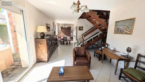 Maison à vendre à Cusset dans l'Allier (03300), ref : 03019-166