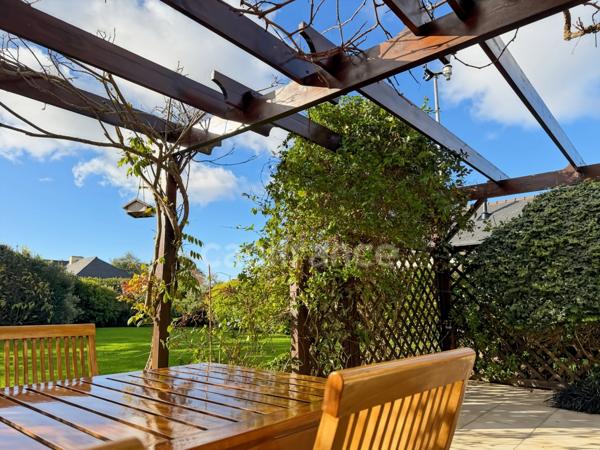 Maison soignée et lumineuse - construction de qualité - quartier recherché - proche bourg - LANDEDA (29)