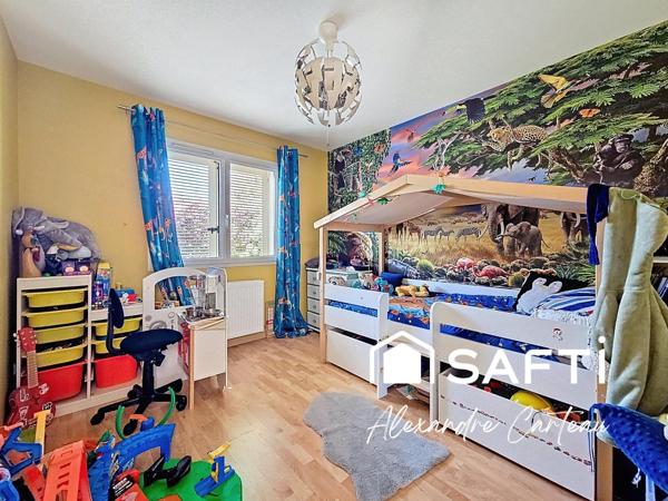 Grande maison 5 chambres, piscine, terrain 1200 m²