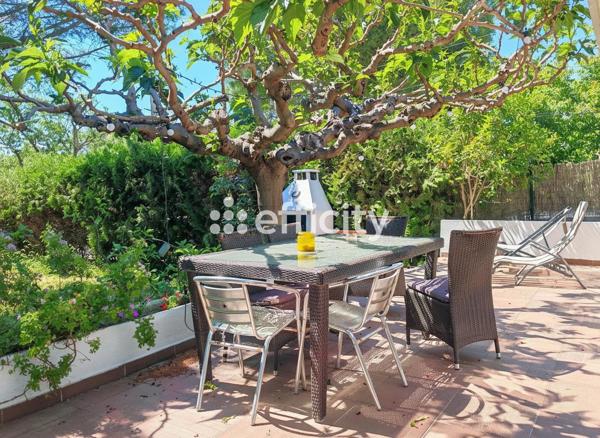 Maison
         7 pièces
        - 132 m² Bien prestige 449 000 € *