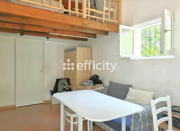 Maison
         7 pièces
        - 132 m² Bien prestige 449 000 € *