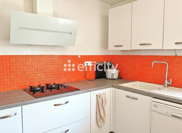 Maison
         7 pièces
        - 132 m² Bien prestige 449 000 € *