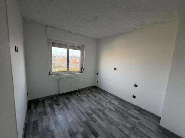 maison familiale trois chambres Caudry