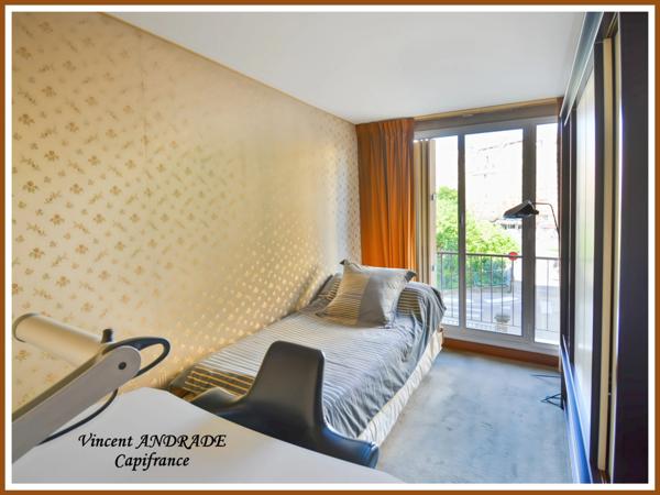 Appartement à vendre 3 pièces PARIS 20EME ARRONDISSEMENT (75) AVEC PARKING, CAVE ET BALCON