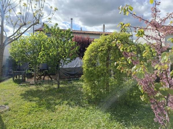 Vente de la nue-propriété d'une jolie maison à CIVRAY (86)
