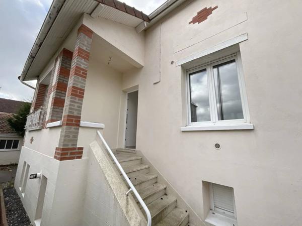 St SAVINE, TYPE 5 SUR 2 NIVEAUX , GARAGE, TERRAIN 596M2