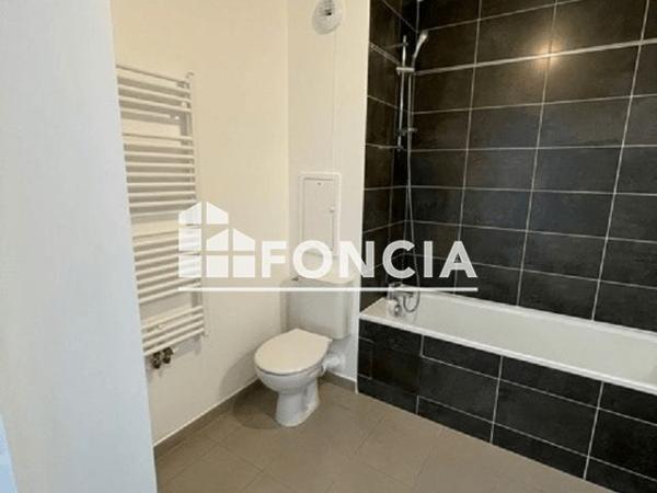 Location Appartement 2 pièces 47.62 m² - 1 RUE NICOLE LAOUENAR Saint Pierre Du Perray 91280