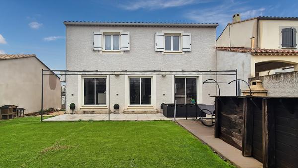 CHATEAURENARD - Villa neuve 3 chambres