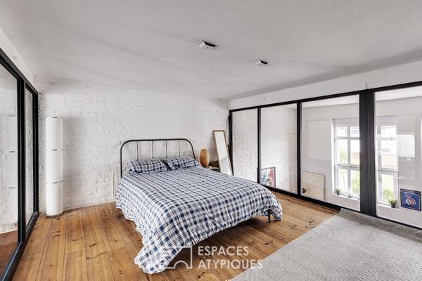Loft inversé industriel avec terrasse et double parking