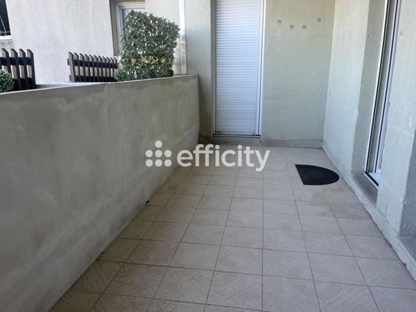 Appartement
         4 pièces
        - 92 m² 205 000 € *