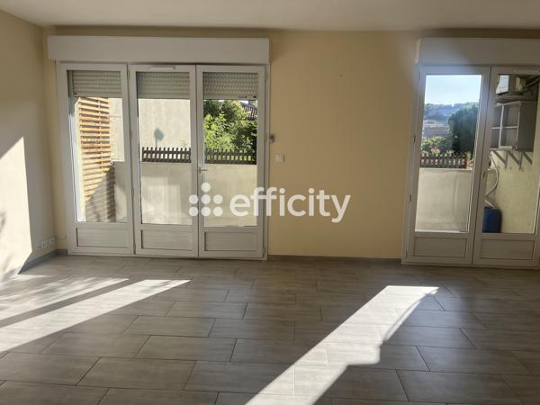 Appartement
         4 pièces
        - 92 m² 205 000 € *