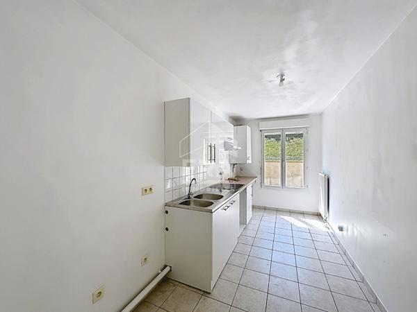 Appartement Louvres 3 pièce(s) 76.32 m2