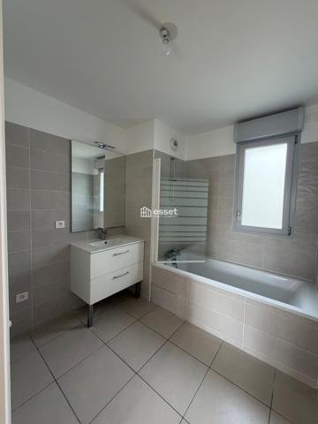 Location Appartement 4 pièces 73.5 m² - Joinville-le-pont 94340