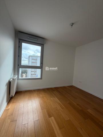 Location Appartement 4 pièces 73.5 m² - Joinville-le-pont 94340