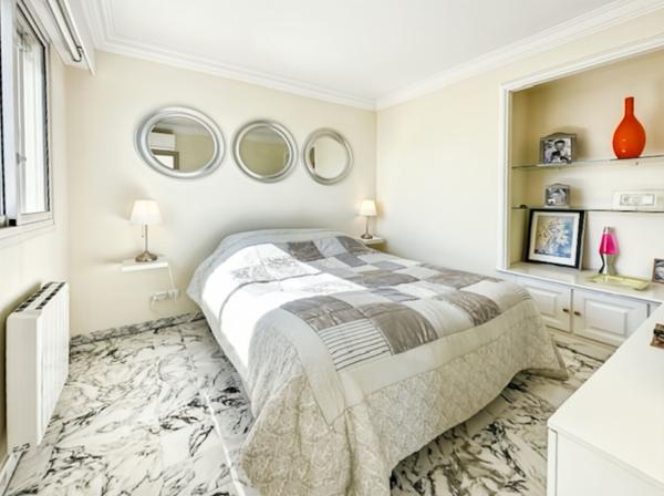 appartement 4 Pièces Vue dégagée collines et aperçu mer