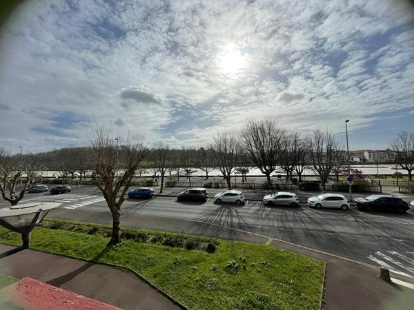 Appartement en duplex Saint Jean De Luz 4 pièce(s) 74.52 m2 vue Nivelle