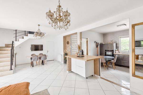 MAISON CONTEMPORAINE  4 CHAMBRES HABITABLE DE PLAIN PIED PROCHE CENTRE