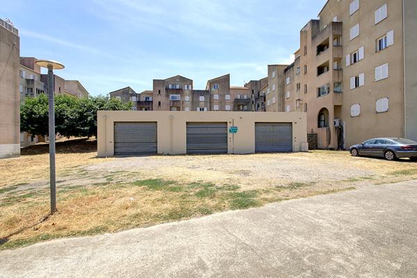 local commercial- Lucciana 133 m2