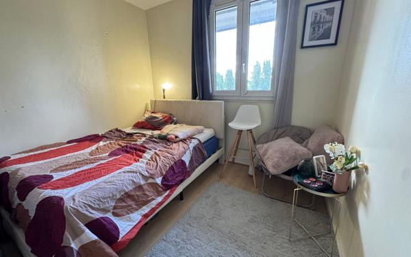 Appartement à vendre    4 pièces • 73,60 m2 Aulnay-sous-Bois