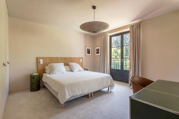 Maison de ville de charme avec piscine au coeur de Saint-Cyr-au-Mont-d’Or