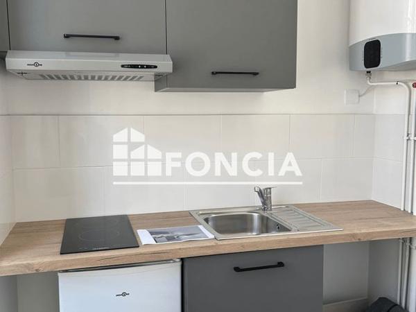 Location Studio 28.4 m² - LE 38 Orleans 45000