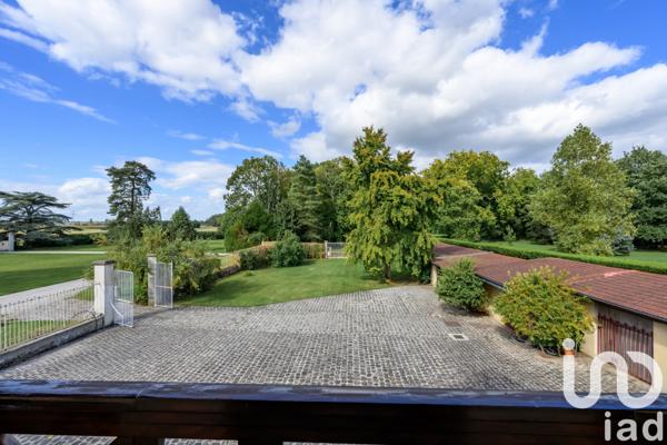 Maison à vendre 13 pièces 498 m² Ozoir-la-Ferrière