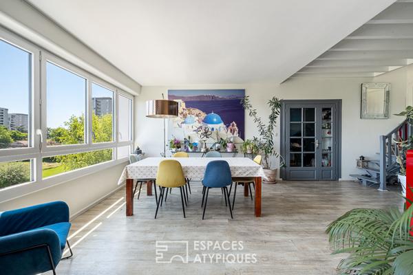 Duplex rénové en dernier étage avec terrasse panoramique