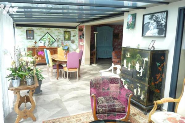 SAINT GEORGES BUTTAVENT- Pavillon sur sous-sol avec  accès de plain pied, sur vaste terrain avec dép