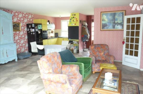 SAINT GEORGES BUTTAVENT- Pavillon sur sous-sol avec  accès de plain pied, sur vaste terrain avec dép