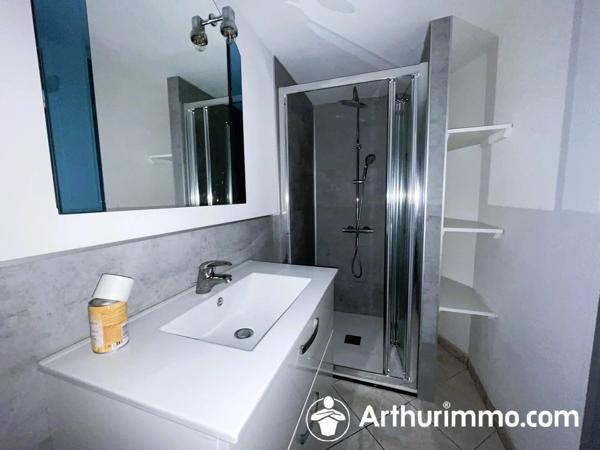 Vente                                                      Studio
                        
                     1 pièces                      27 m2                     à Seloncourt