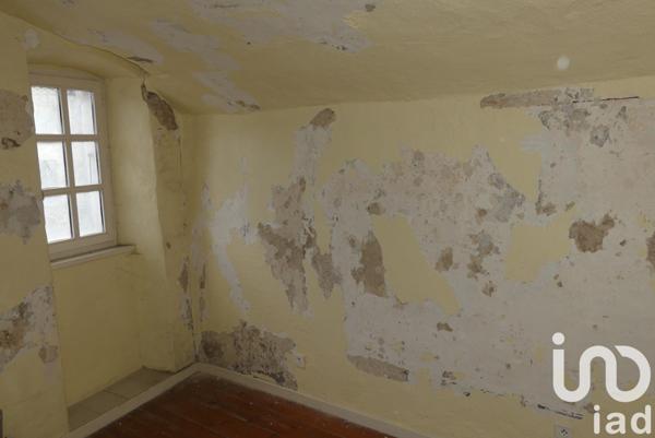 Appartement 3 pièces de 36 m² à Largentière (07110)